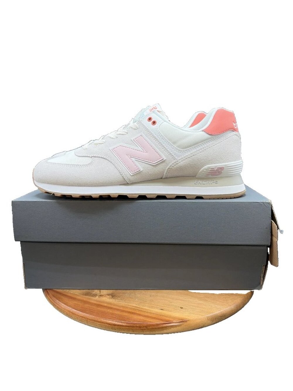 New Balance 574 Women's Size 5  Running Shoes Reflection Rose Sugar WL574IPK